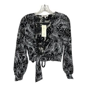 NWT Amber Skies Black White Tropical Tie Front Crop Top